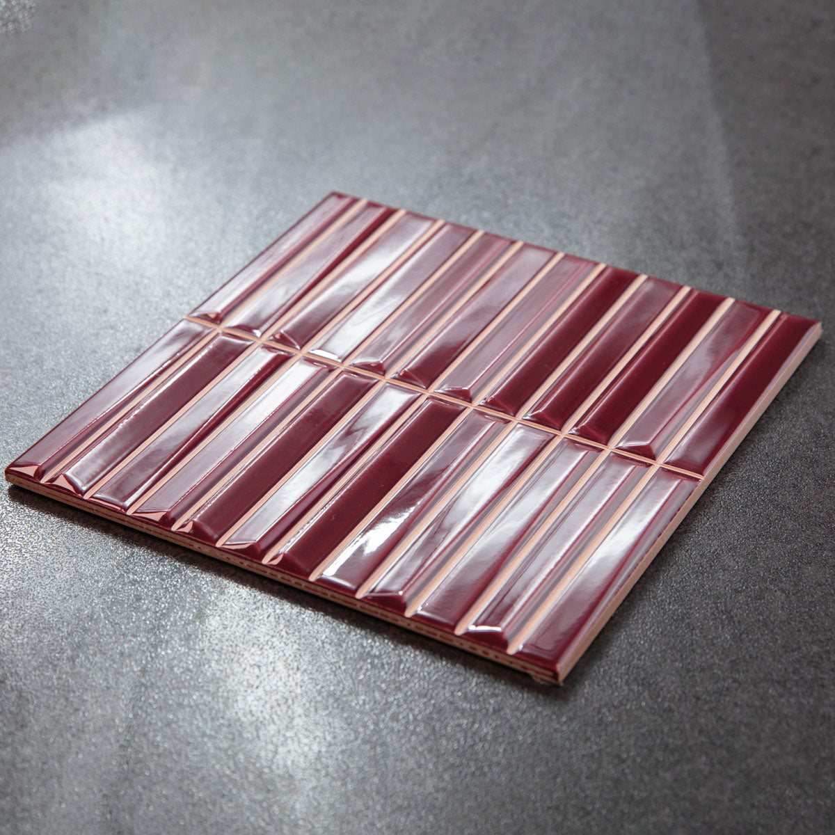 Veggflis Melody Bordeaux Blank 20x20