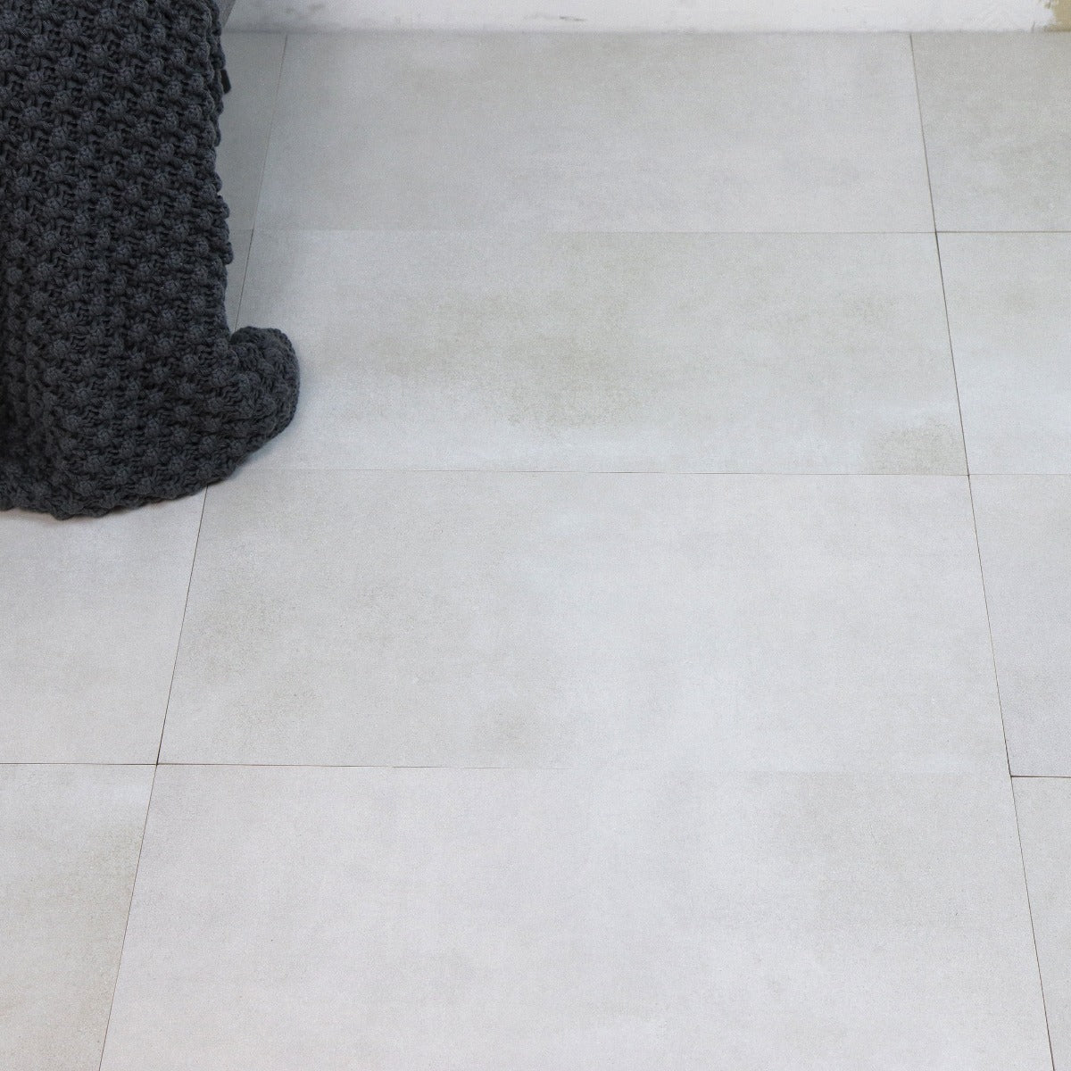 Gulvflis Town Soft Grey 30x60